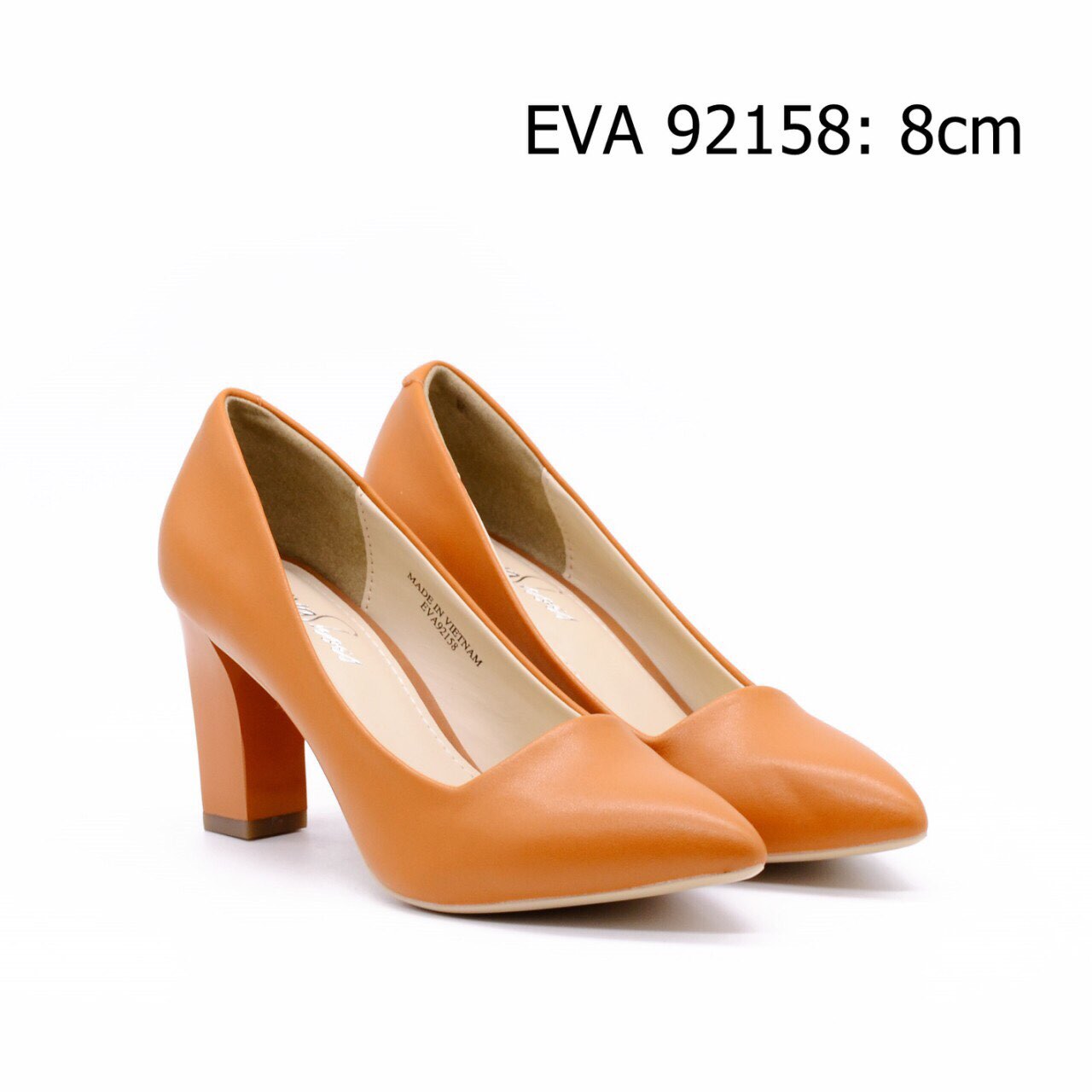 Giầy cao gót nữ EVA92158 thiết kế đơn giản tạo nét đẹp dịu dàng, nền nã cho bạn gái.